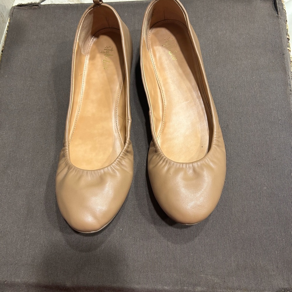 COPY - Tan leather flats size 9.5